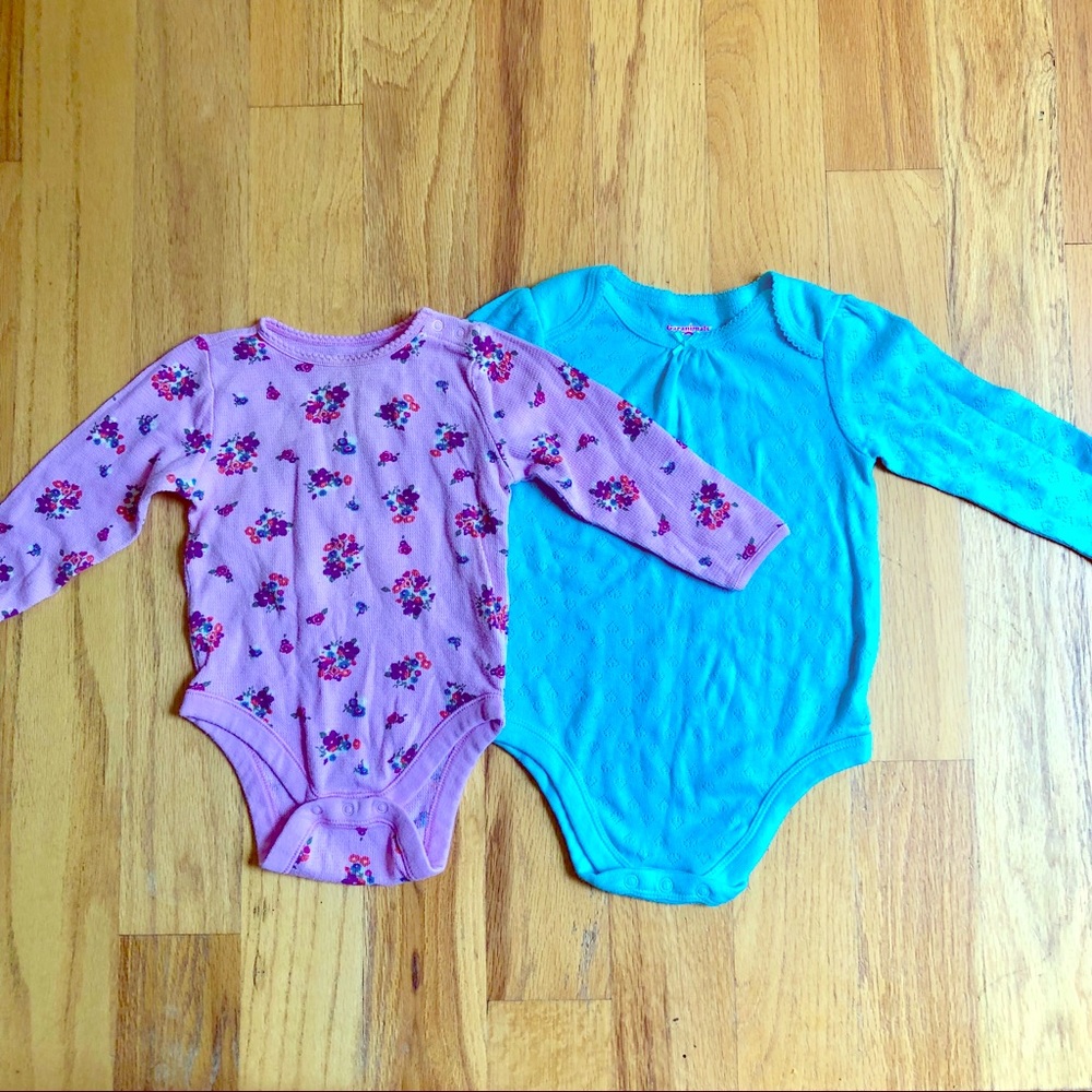 2/$10 🧡 Bundle of 2 Long Sleeve Onesies 12-18 mo